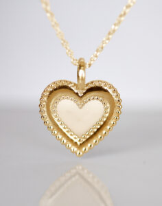 14k gold Mom Heart Necklace