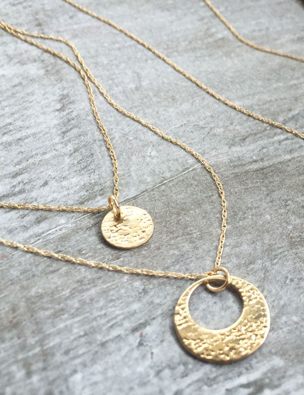 Mom Daughter 14k gold necklace set circles