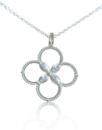 Tiffany & Co. Sterling Silver 4 Leaf Clover Tag Necklace 18 Chain